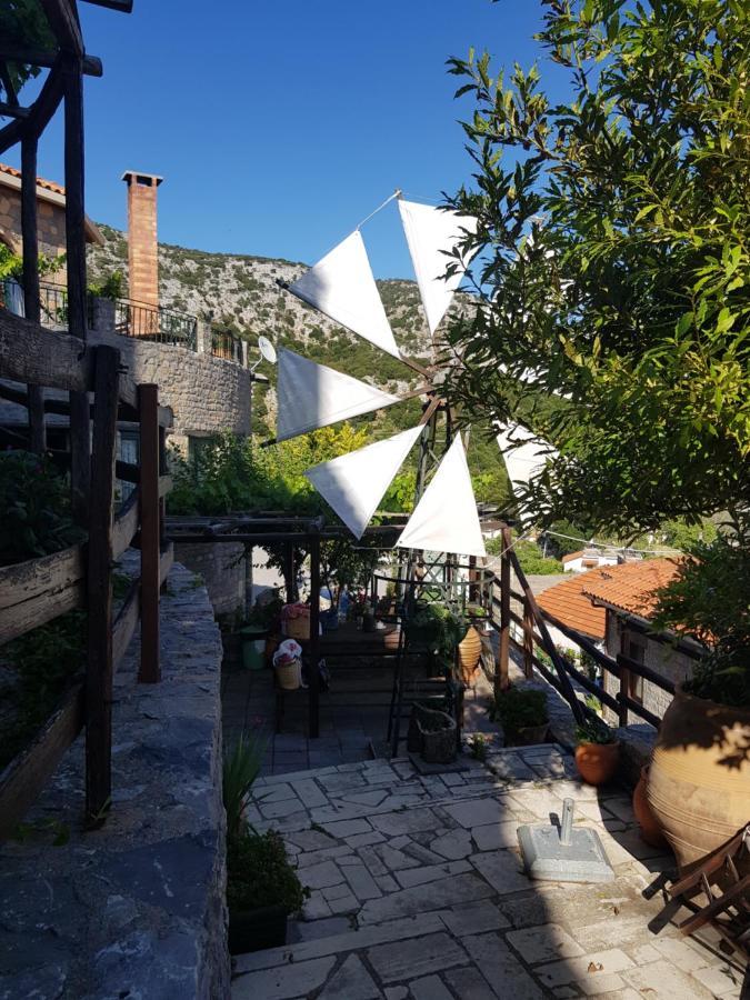 Aparthotel Αργουλιάς Tzermiádon Exterior foto