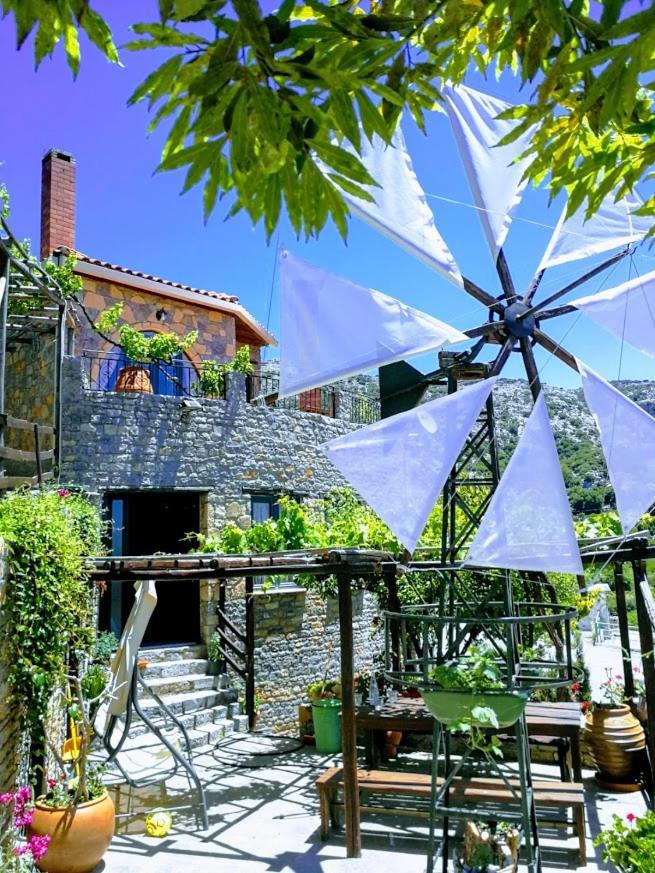 Aparthotel Αργουλιάς Tzermiádon Exterior foto